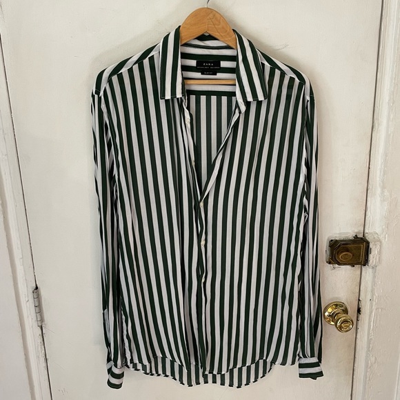 Zara Other - Zara striped button up men’s shirt (green and white)